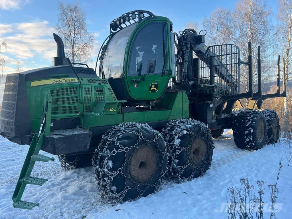 John Deere 1110 G Uitrijwagens
