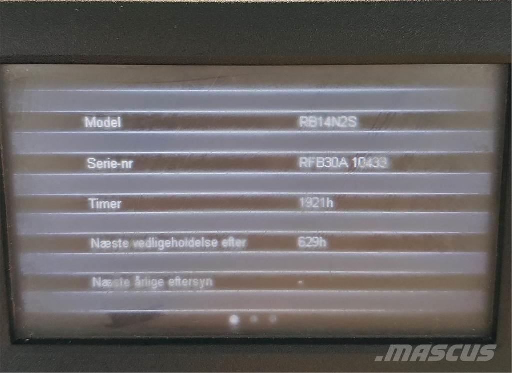 Mitsubishi RB14N2S Reachtruck voor hoog niveau