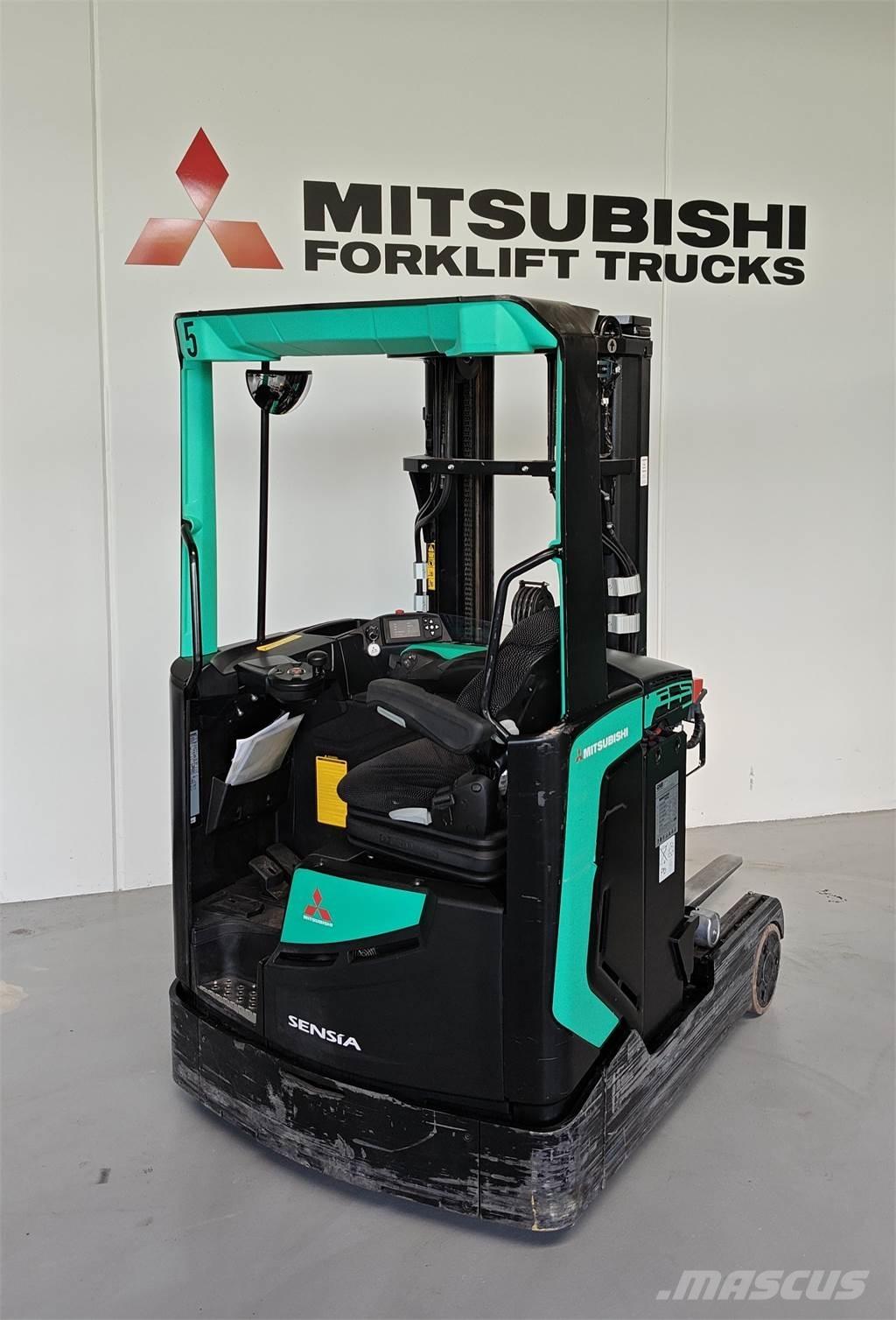 Mitsubishi RB14N2S Reachtruck voor hoog niveau
