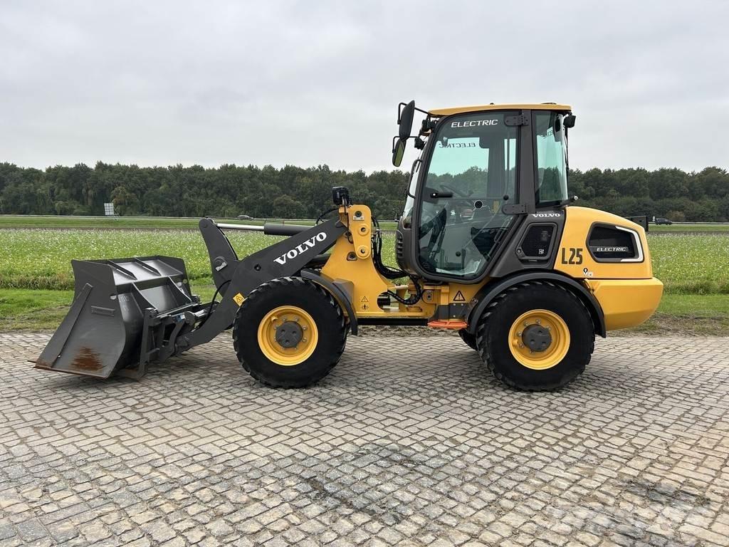 Volvo JL25HZ Wielladers