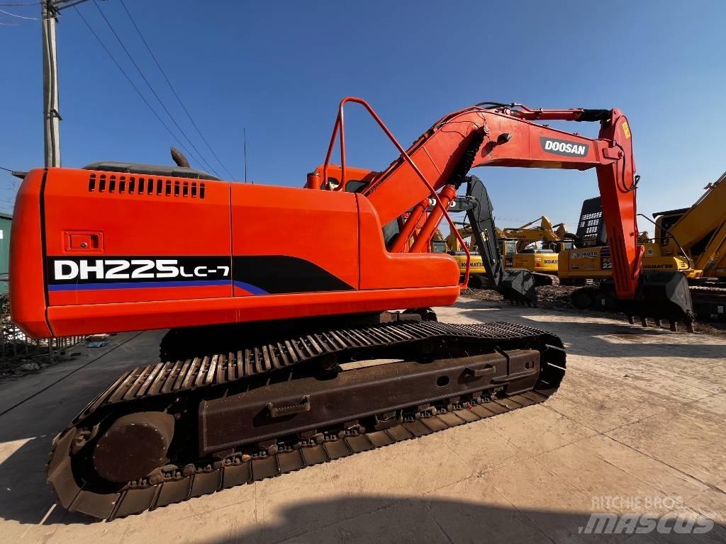 Doosan DH 225 LC-7 Rupsgraafmachines