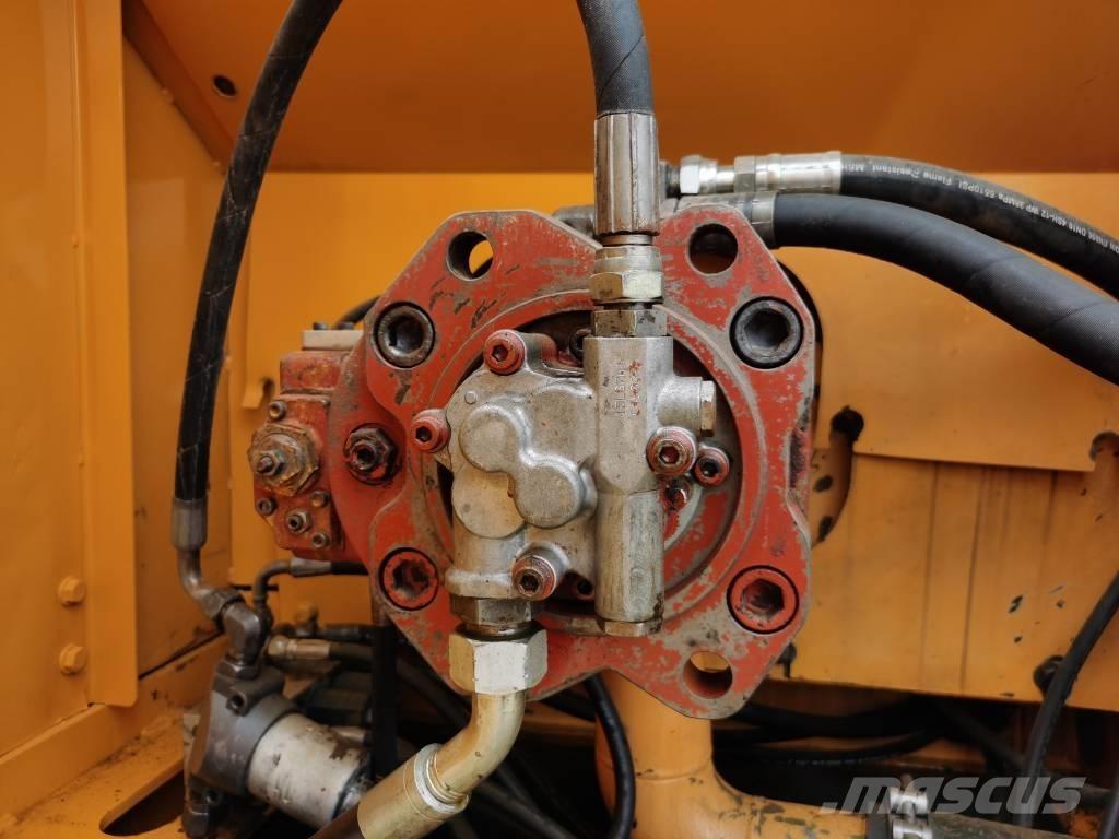 Hyundai R225LC-7 Rupsgraafmachines