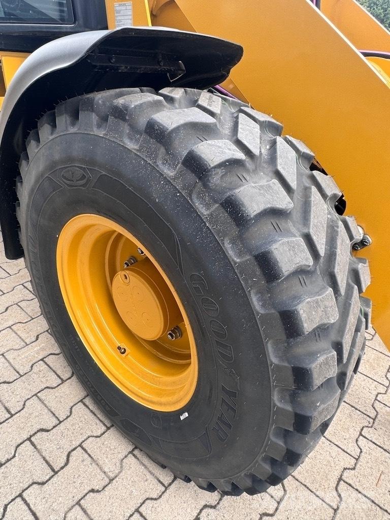 CAT 908 Wielladers