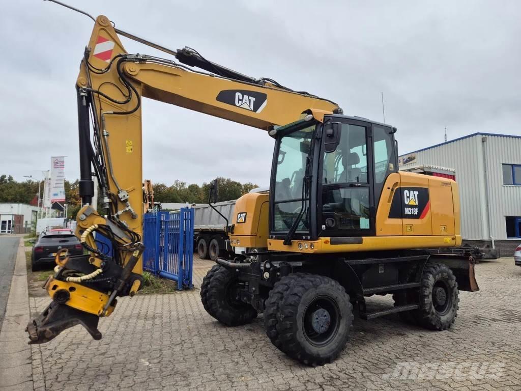 CAT M 318 F Wielgraafmachines