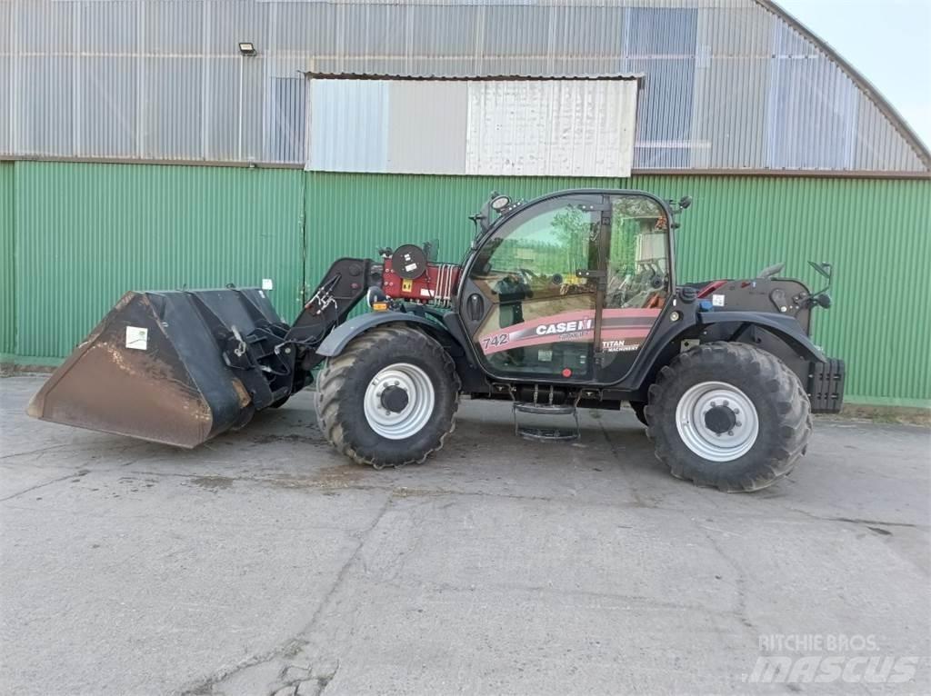CASE 742 Farmlift Verreikers