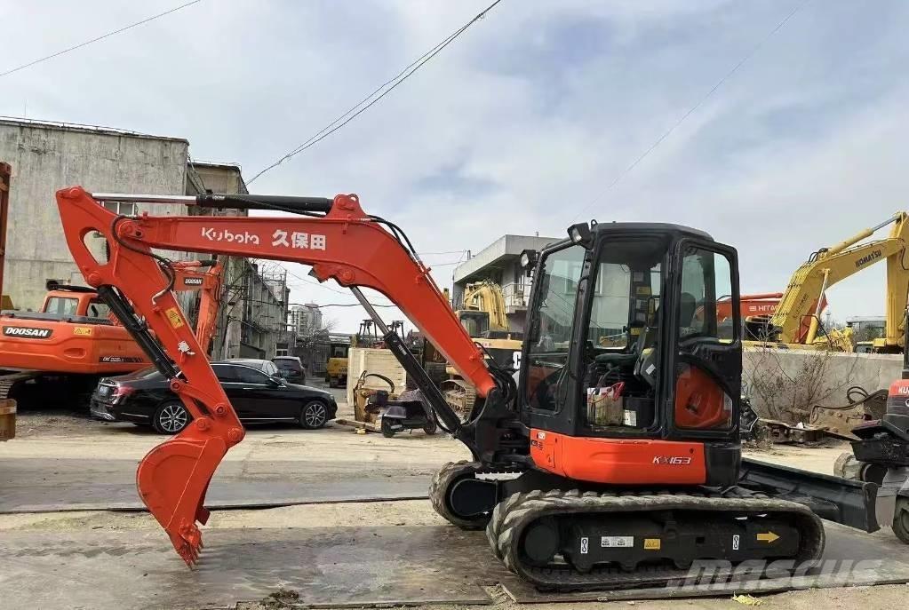 Kubota 163 Rupsgraafmachines
