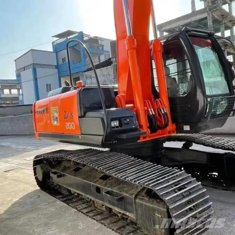 Hitachi ZX 200 Rupsgraafmachines
