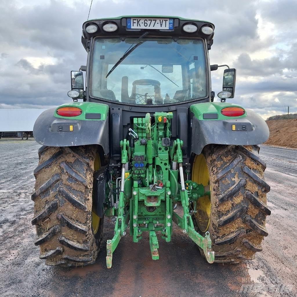 John Deere 6130R Tractoren
