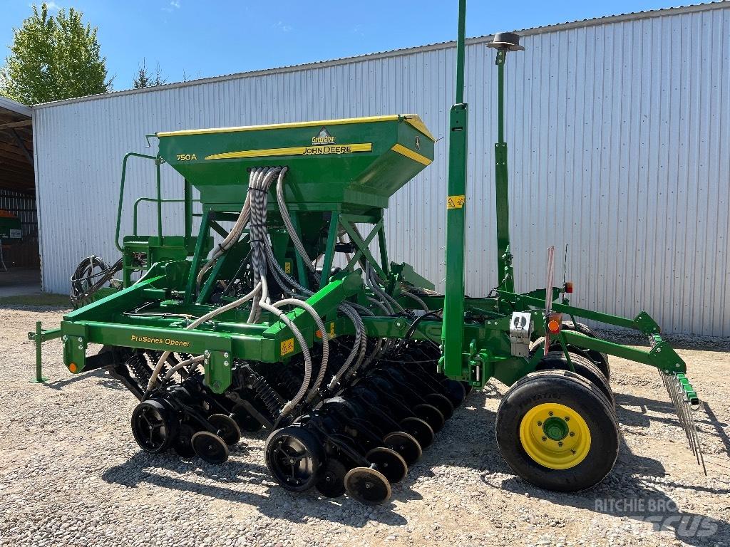 John Deere 750 A Zaaimachines