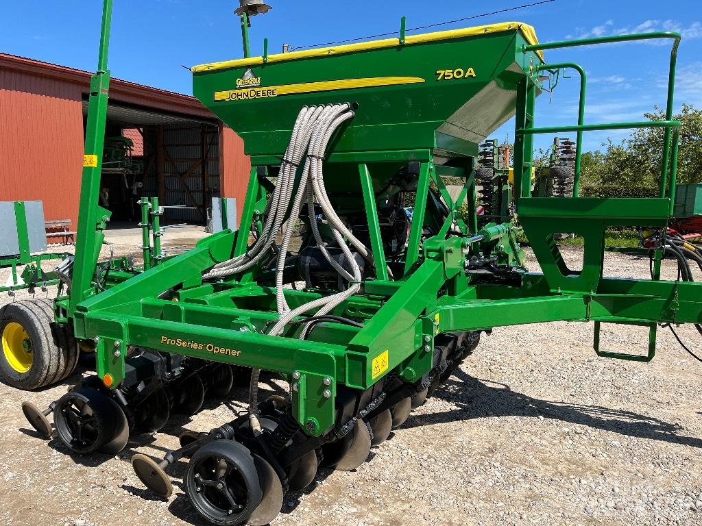 John Deere 750 A Zaaimachines