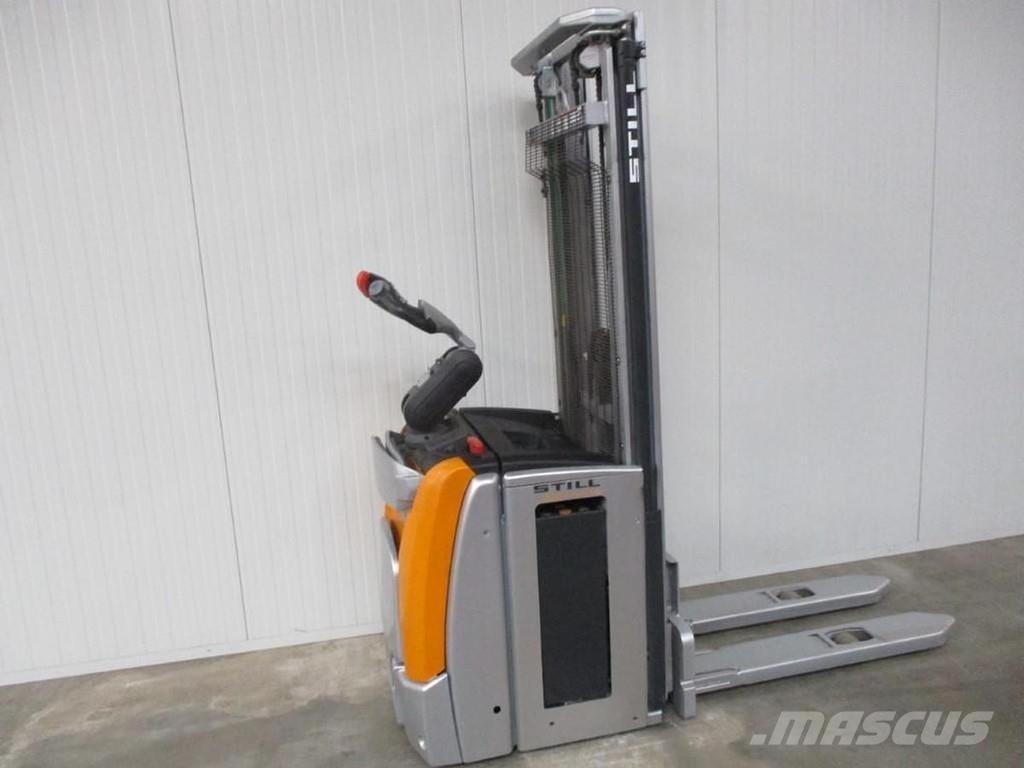 Still EXV SF14 Pallettruck met meerij platform