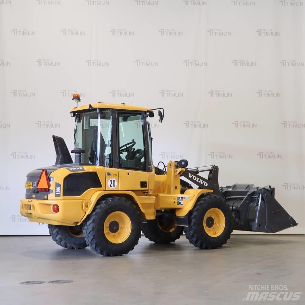 Volvo L30G Wielladers