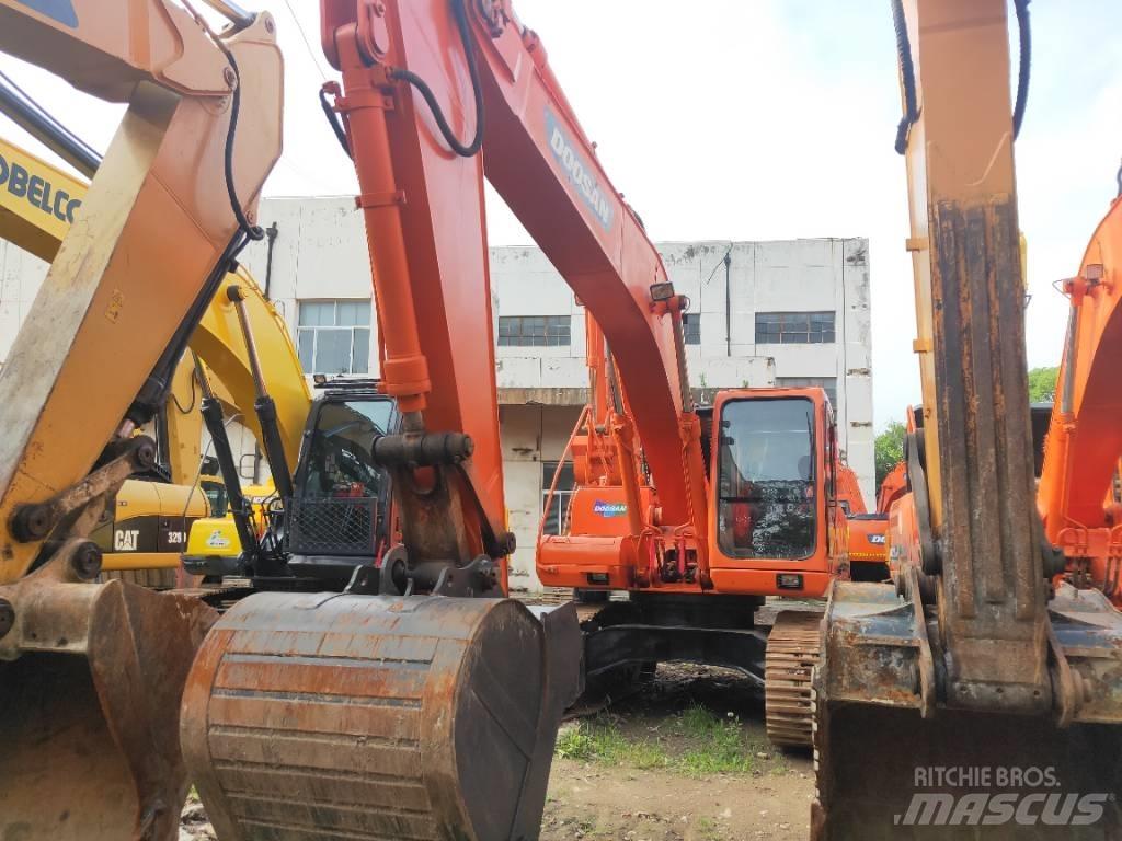 Doosan DH 215-9 Rupsgraafmachines
