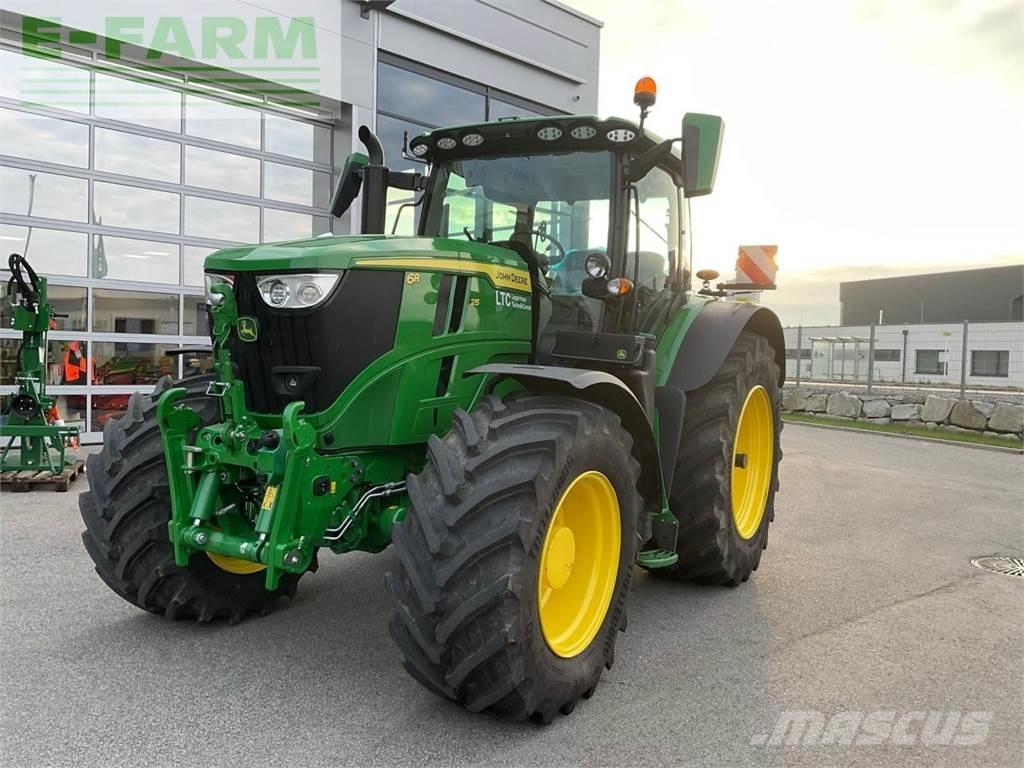 John Deere 6R 215 Tractoren