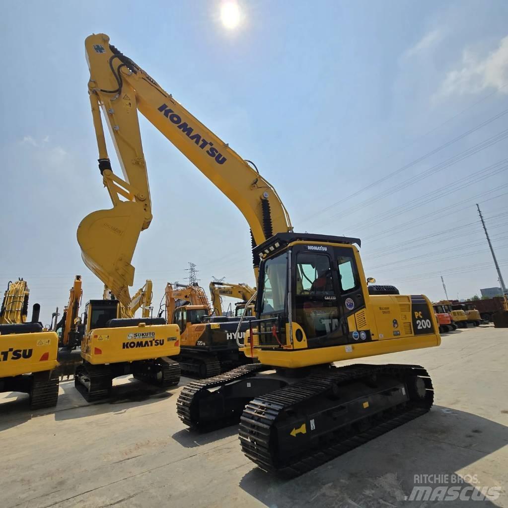 Komatsu PC 200-8 Rupsgraafmachines