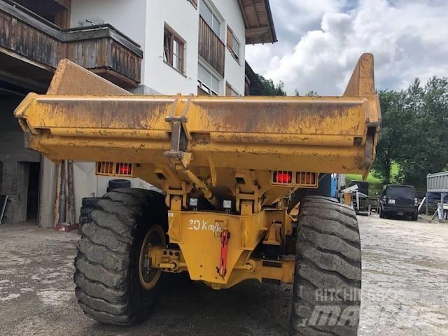 Volvo A 25 D Knik dumptrucks