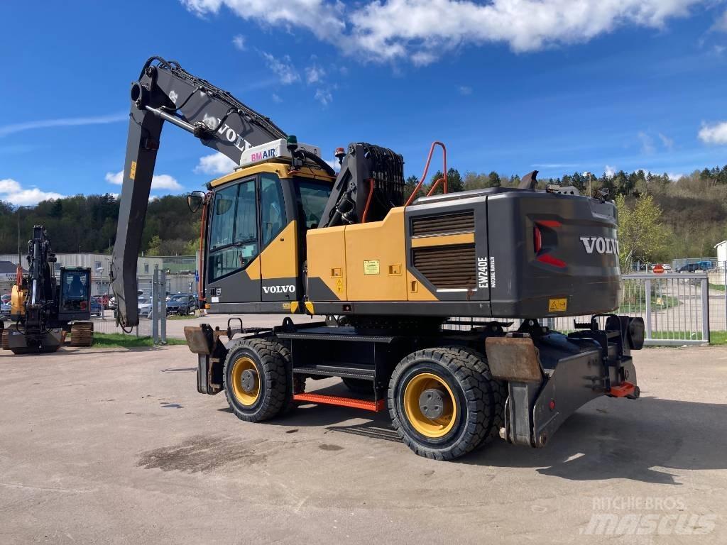 Volvo EW 240 E MH Waste / industry handlers