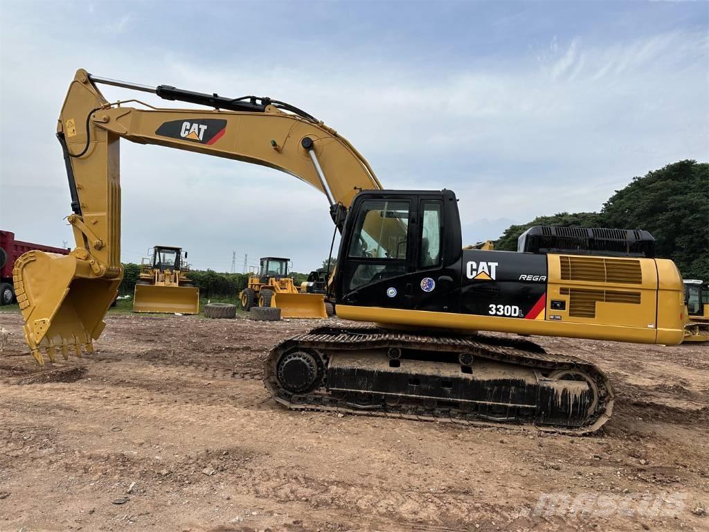 CAT 330 D L Rupsgraafmachines
