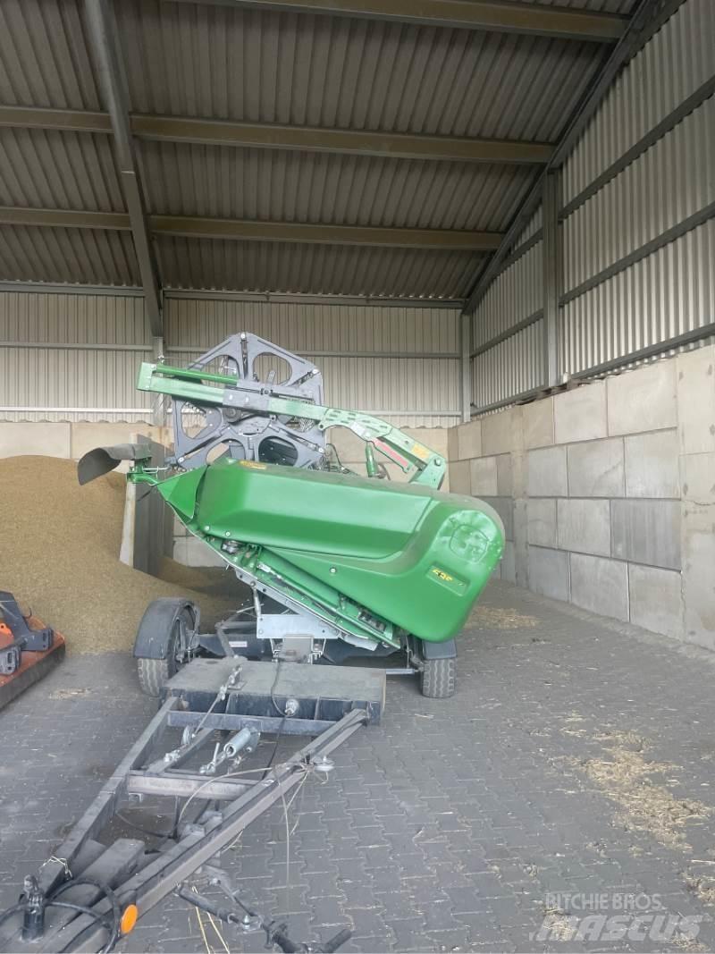 John Deere 635 X Boomvelkoppen