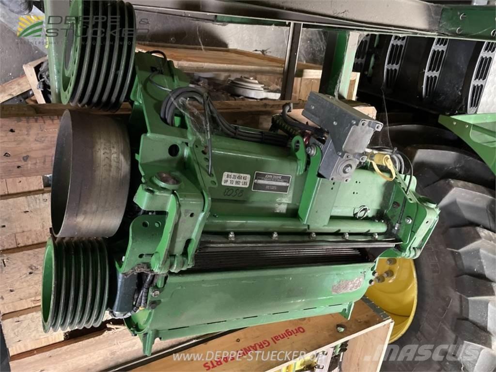 John Deere 8500i Getrokken veldhakselaar