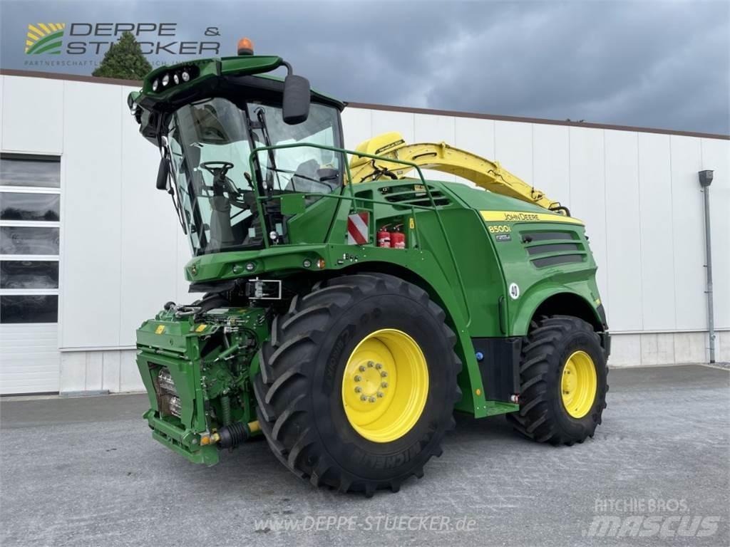 John Deere 8500i Getrokken veldhakselaar