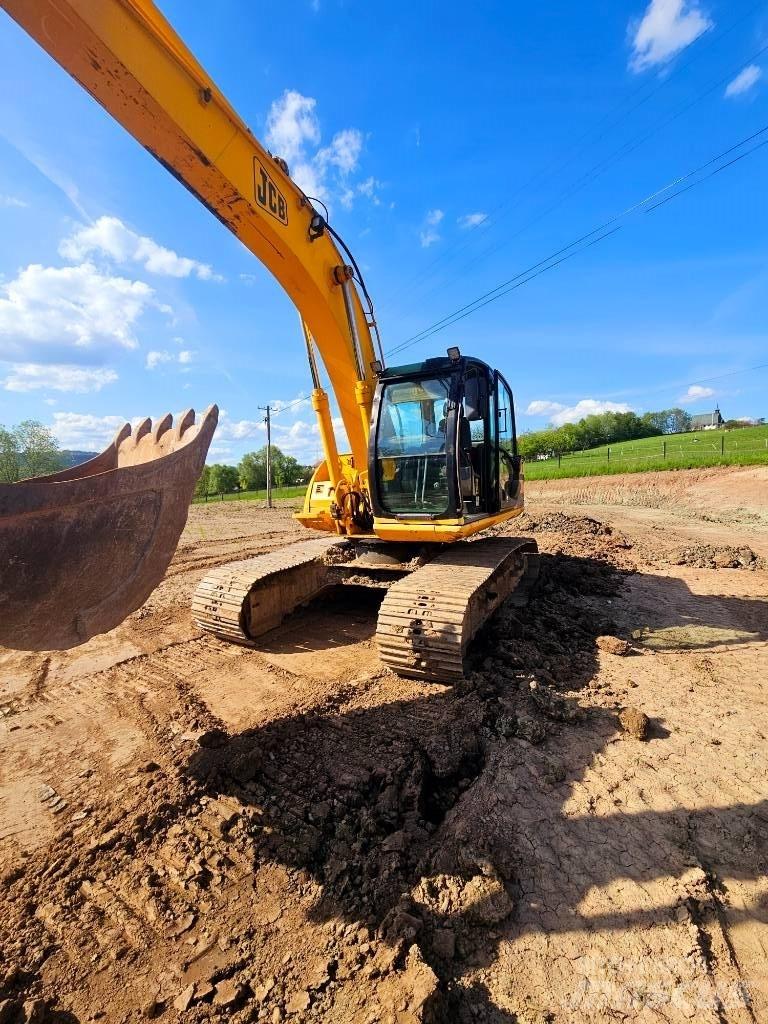JCB JS 160 LC Rupsgraafmachines