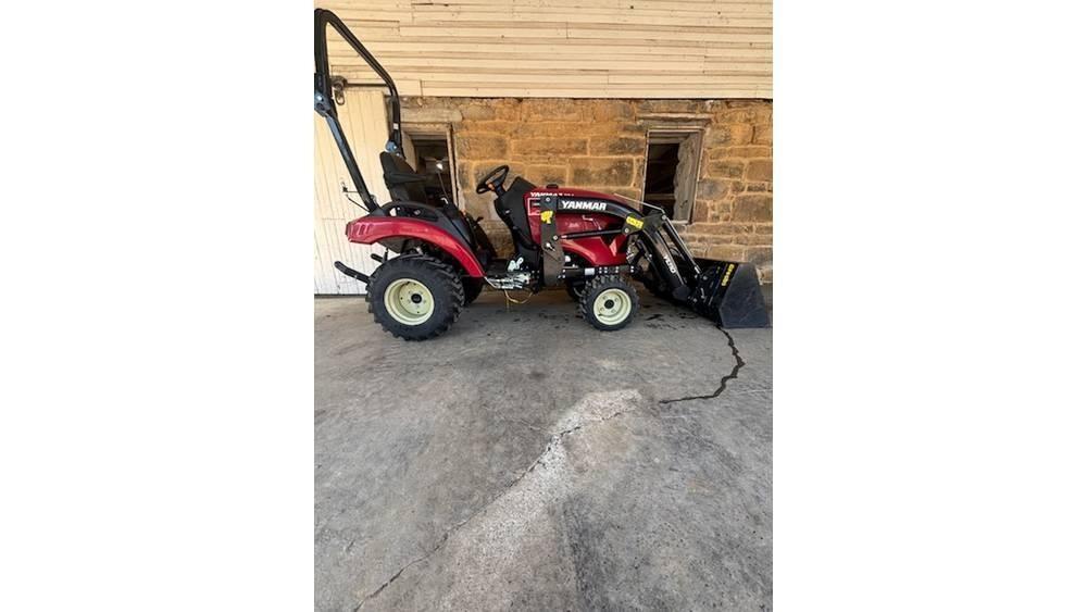 Yanmar SA223 Tractoren