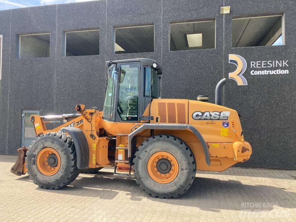 CASE 621 F XR Wielladers