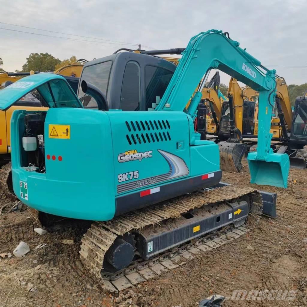 Kobelco SK 75 Rupsgraafmachines