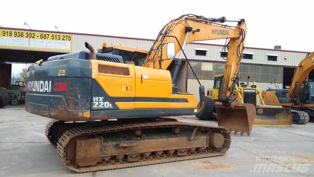 Hyundai HX 220 L Rupsgraafmachines