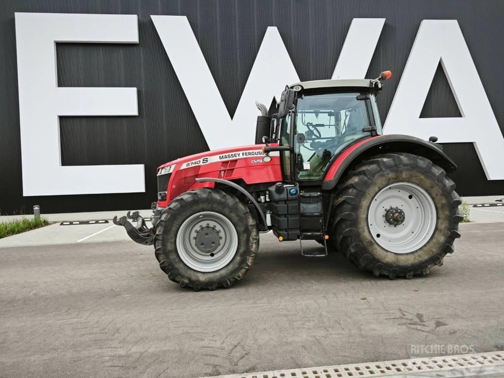 Massey Ferguson 8740 Tractoren
