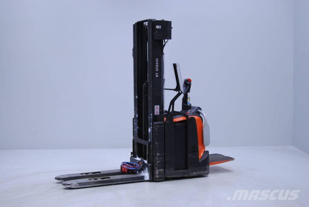 Toyota SPE140L Meeloop stapelaar