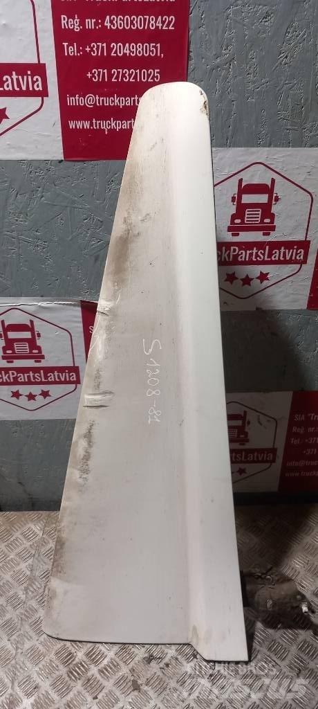 Scania 94 D.    1348514 Cabine en interieur