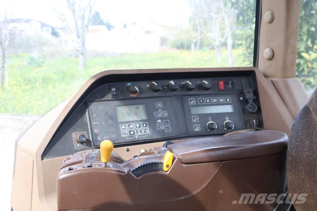 John Deere 8420 T Tractoren