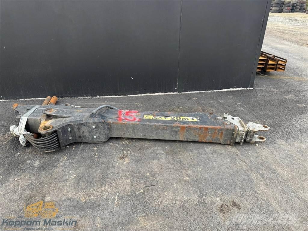 Komatsu 165F Uitrijwagenkranen