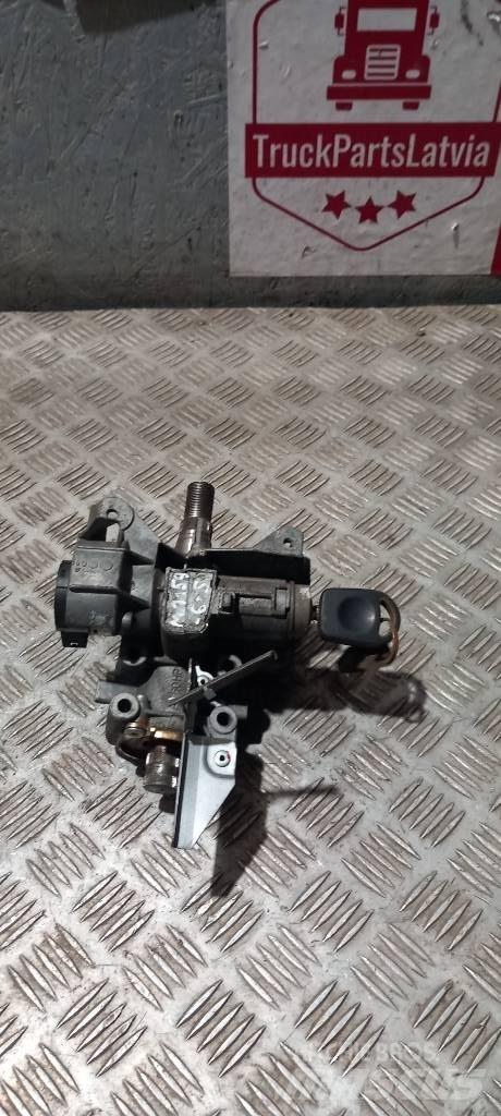 MAN TGX   81255016035 Cabine en interieur