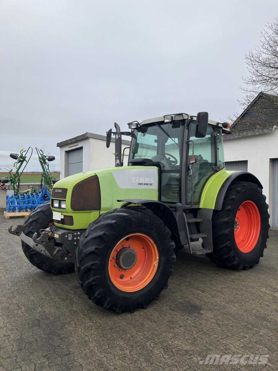 CLAAS Ares 696 RZ Tractoren