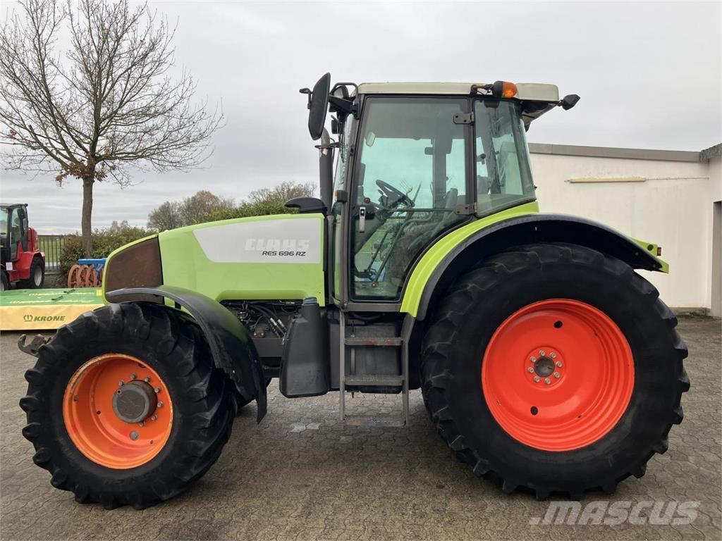 CLAAS Ares 696 RZ Tractoren