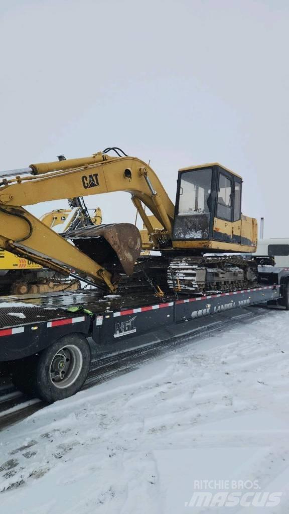 CAT E 120 B Rupsgraafmachines
