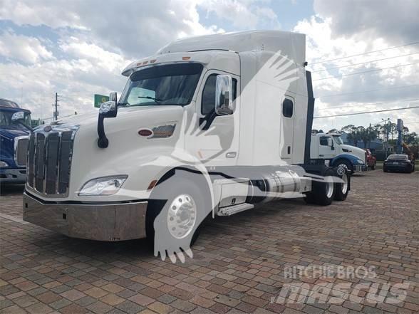 Peterbilt 579 Trekkers
