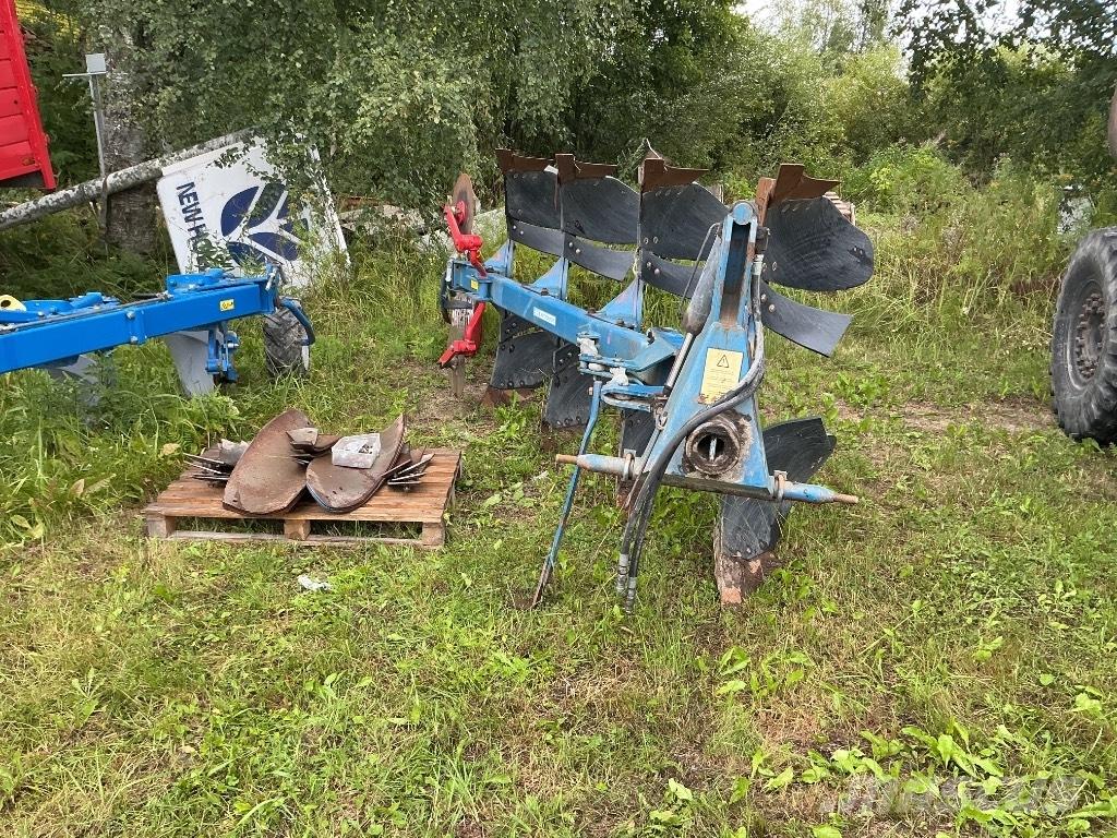 Agrolux FFK 497 Wentelploegen