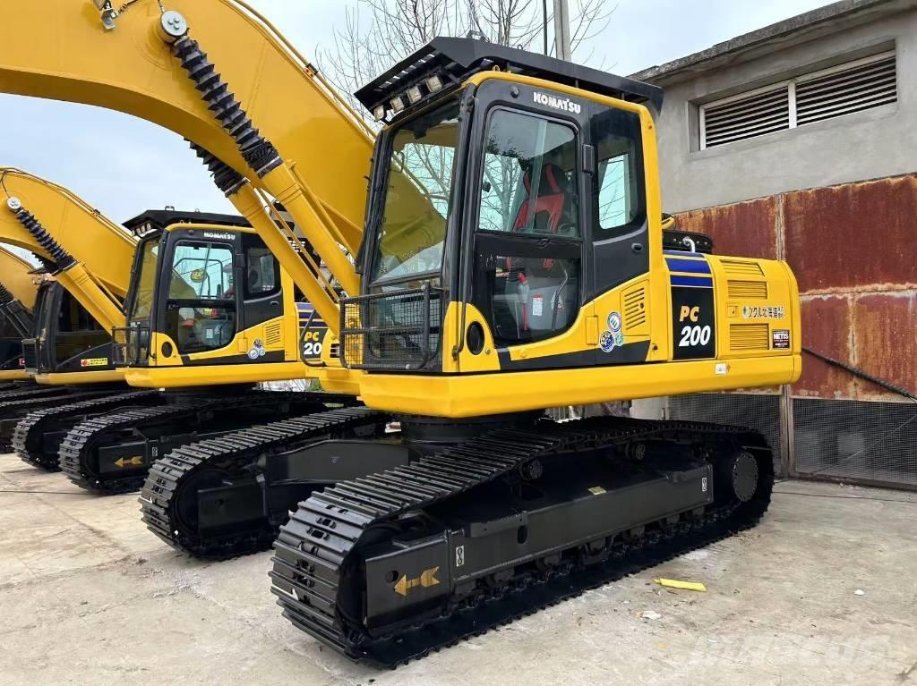 Komatsu 200 Rupsgraafmachines