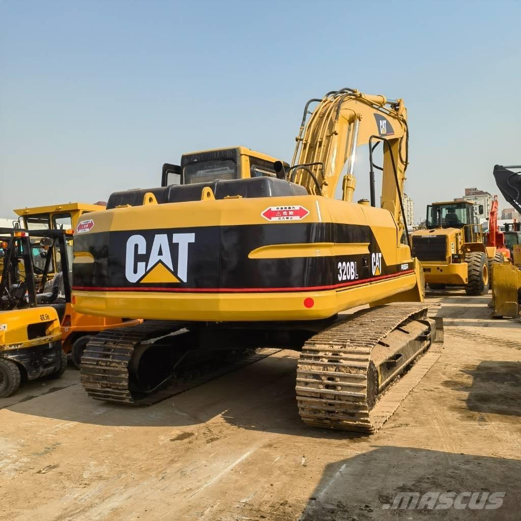CAT 320 B L Rupsgraafmachines