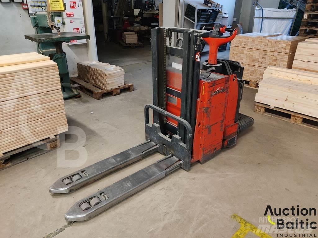 Linde L12 L Meeloop stapelaar