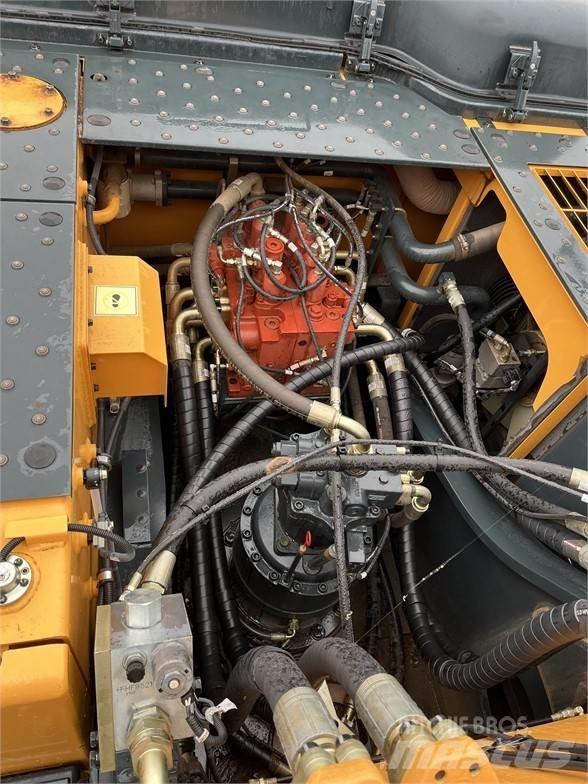 Hyundai HX 380 L Rupsgraafmachines