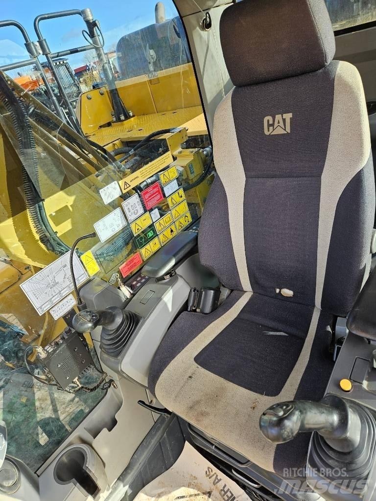 CAT 326 F L Rupsgraafmachines