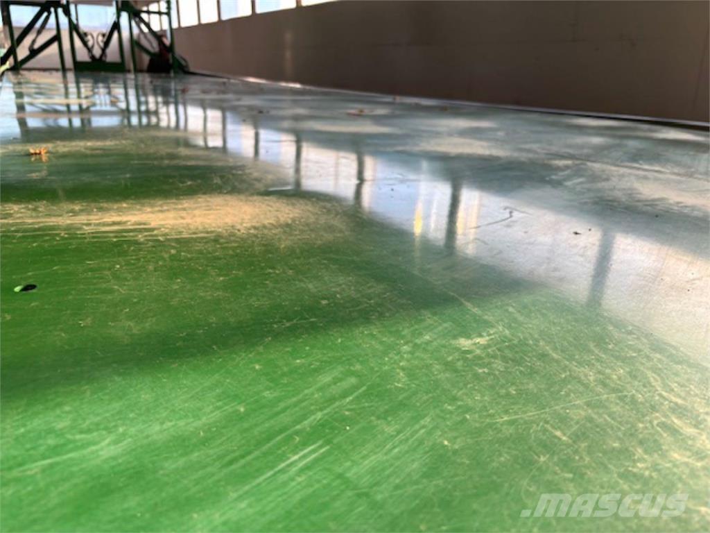 Kröger PWO 24 Balenwagens