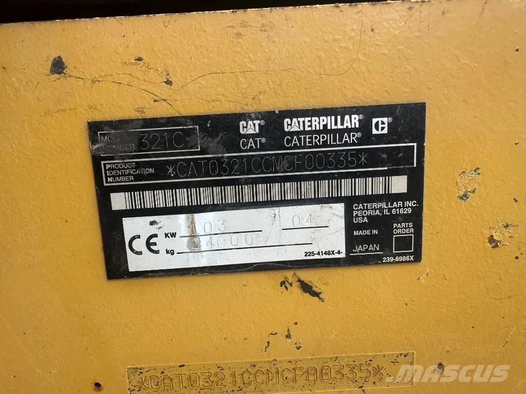 CAT 321 C Rupsgraafmachines