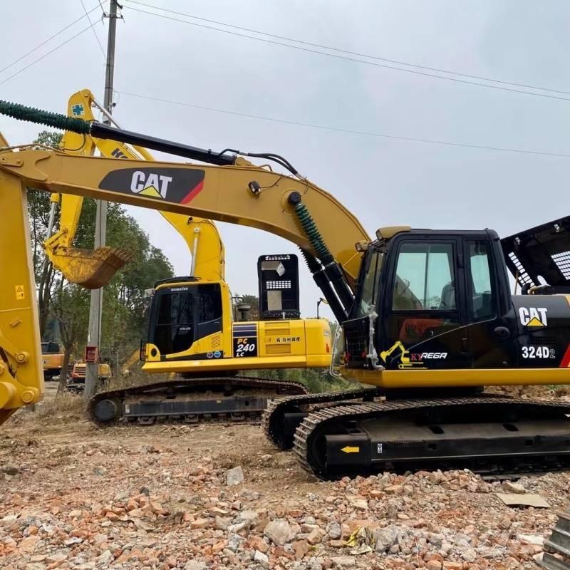 CAT 324 D Rupsgraafmachines