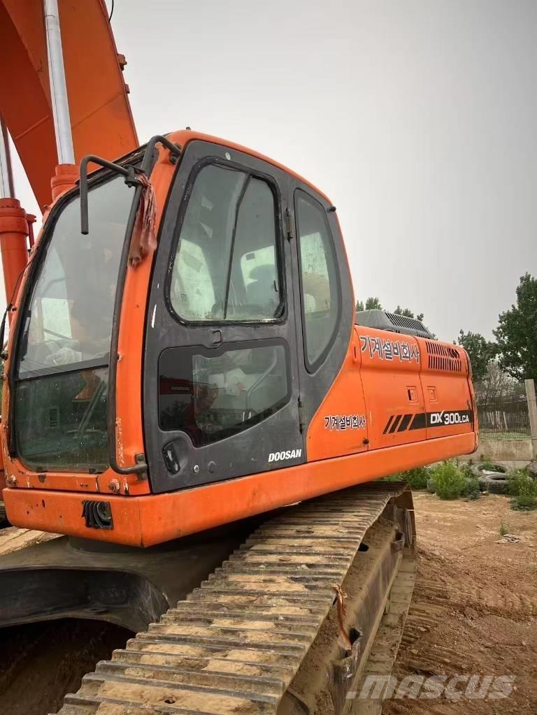 Doosan DX300LCA Rupsgraafmachines